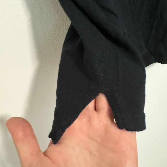 Elegant Black V-Neck Long Sleeve Shirt - Picture 4 of 8